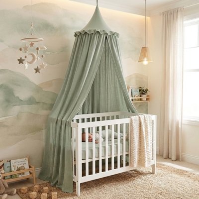 Ciel de lit vert longueur généreuse