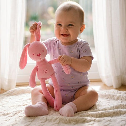 Doudou lapin Roméo facile à attraper
