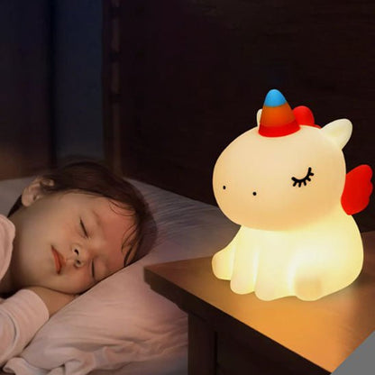 enfant dort veilleuse bébé 