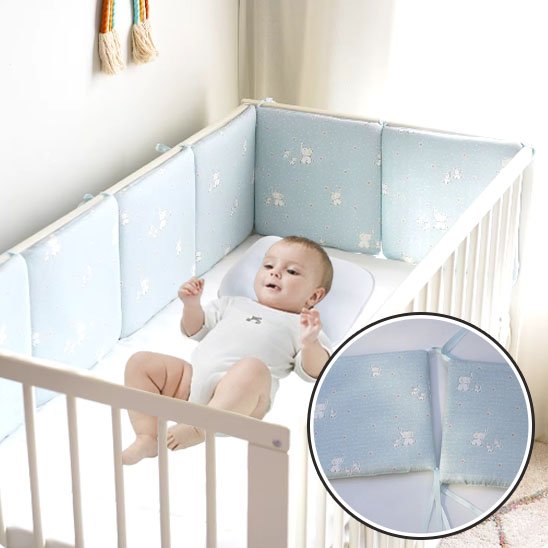 Tour de lit bébé