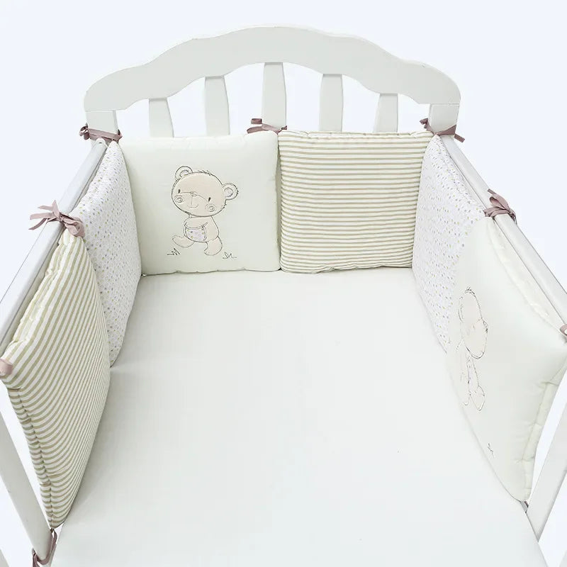 tour de lit bébé ours mignon