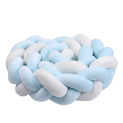 tour de lit tresse blanc bleu ciel
