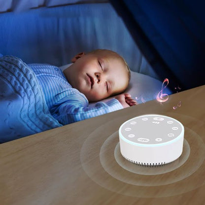 Veilleuse bruit blanc posée sur la commode