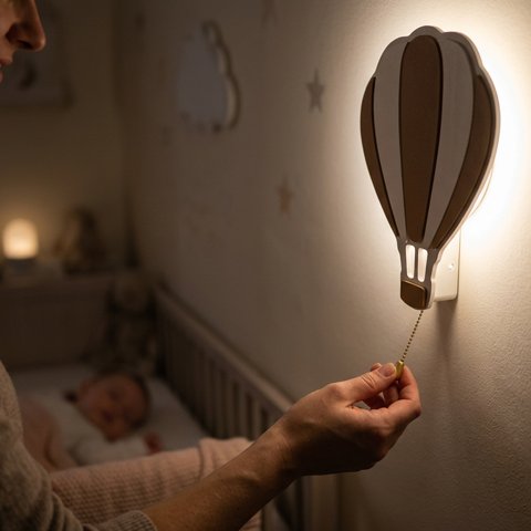 Veilleuse murale montgolfière